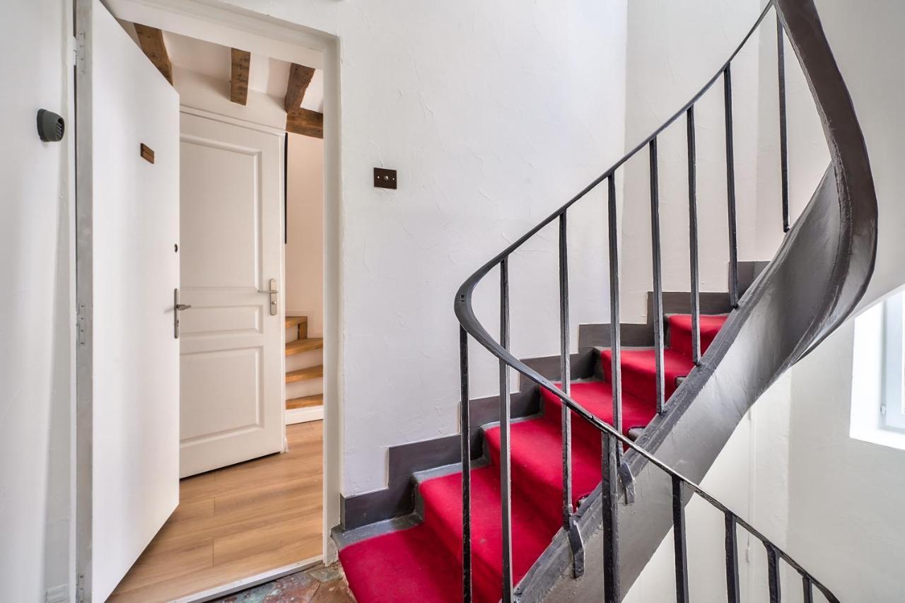 Stylish Mezzanine Studio In The Heart Of Paris 3F 외부 사진