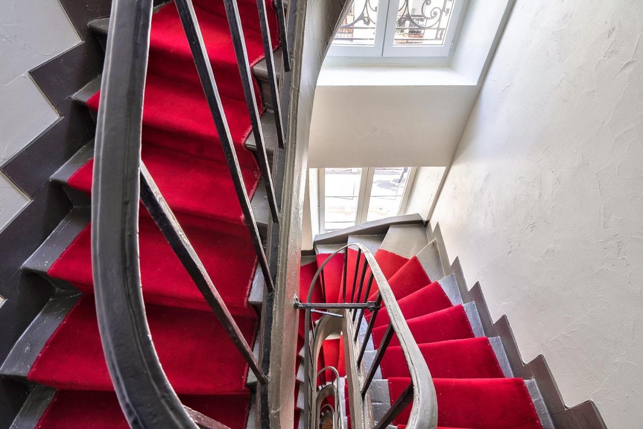 Stylish Mezzanine Studio In The Heart Of Paris 3F 외부 사진